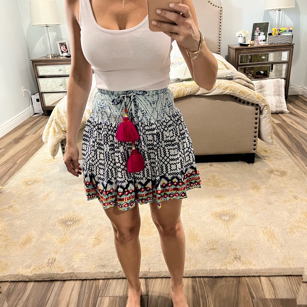 Hemant and Nandita Blue & white mini skirt
